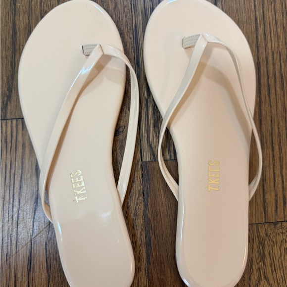 TKEES Women's Sandals in Cream - Picture 1 of 4